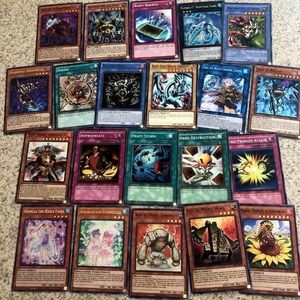 Blue eyes white dragon with 400 Yugioh cards